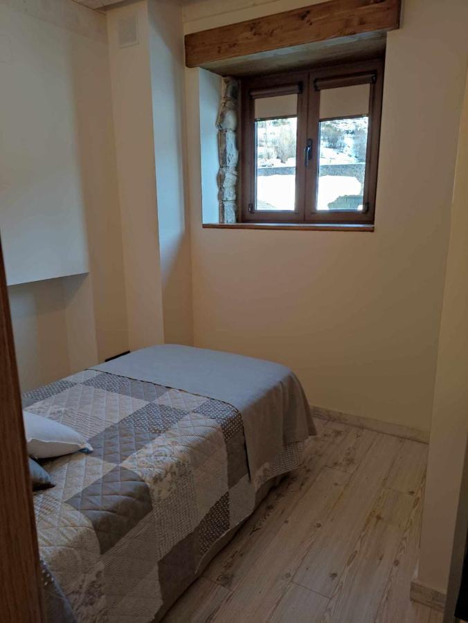 Villa Casitas En Sallent En El Centro Sallent de Gállego Exterior foto