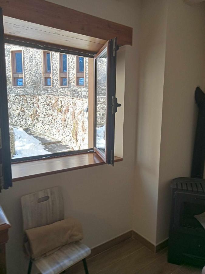 Villa Casitas En Sallent En El Centro Sallent de Gállego Exterior foto